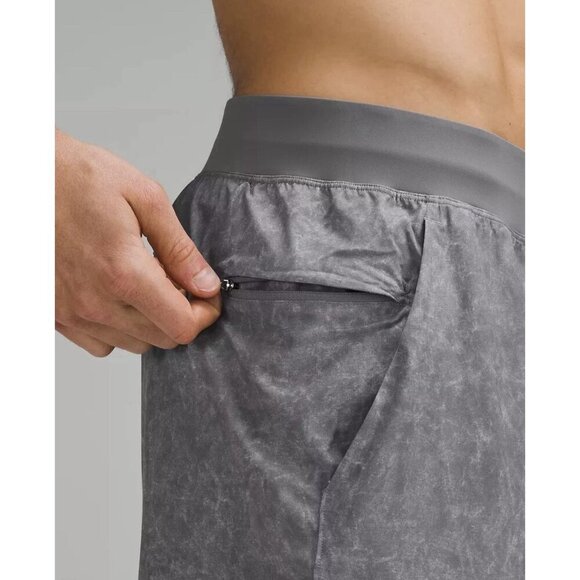 Lululemon T.H.E. Short 7" Linerless Mens Small Gray Gravel Dust Zip Pockets - Picture 6 of 10